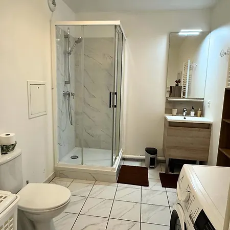 T2 Moderne Proche Paris, Cdg, Parc Expo&parking Privé *